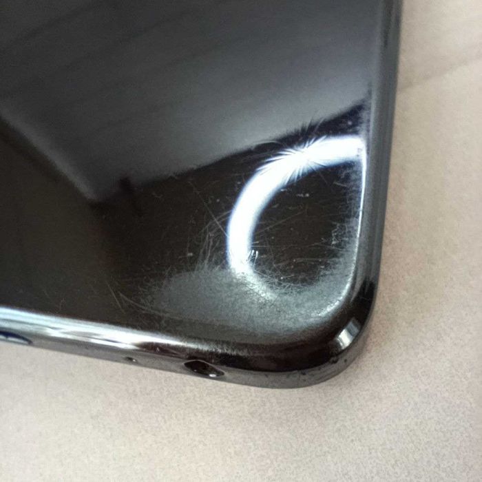 Продам телефон Tecno Spark 10C 4+4/64Gb NFC в гарному стані