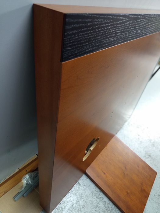 Painel de parede para LCD com apoio para box