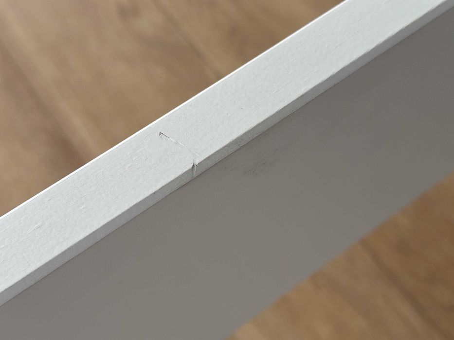 Białe łóżko 140x200 sosnowe | uszkodzone, outlet, taniej o 1640 zł !