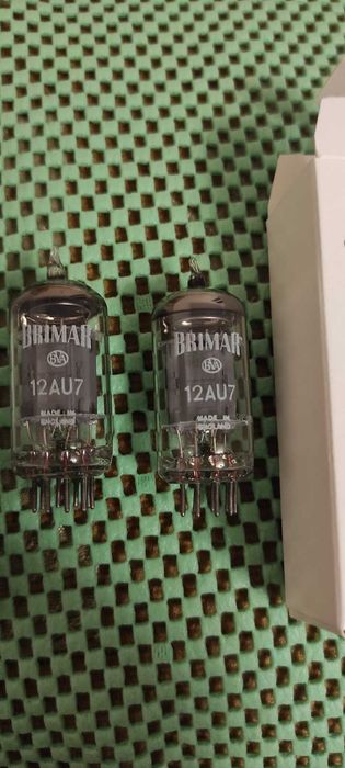 Продам  радиолампы ECC81,82,83,85,88,6SN7,6SL7,6L6,6V6,EF86,EL84,KT88