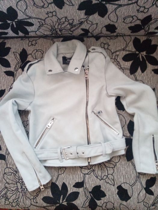 Куртка  Berchka для девочки на 7-8 лет лет