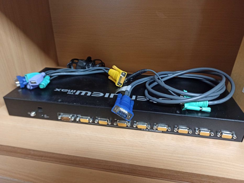 KVM Перемикач Aten CS1308