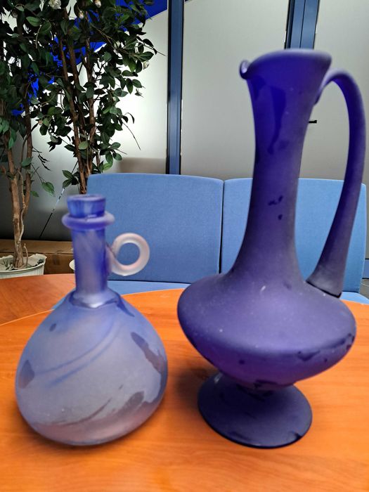 Sprzedam  szkło  ozdobne  piaskowane butelka wazonik zaproponuj cenę