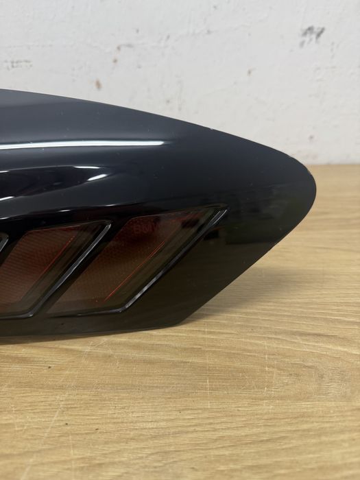 Lampa prawy tyl BMW XM G09, jak nowa