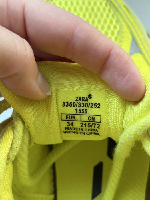 Кросівки Zara жовті, оригінал, розмір 34