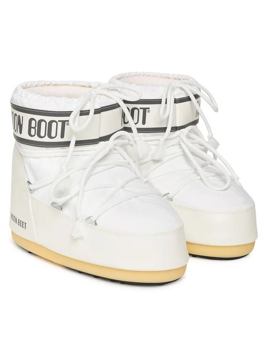 Белые ботинки Moon Boot