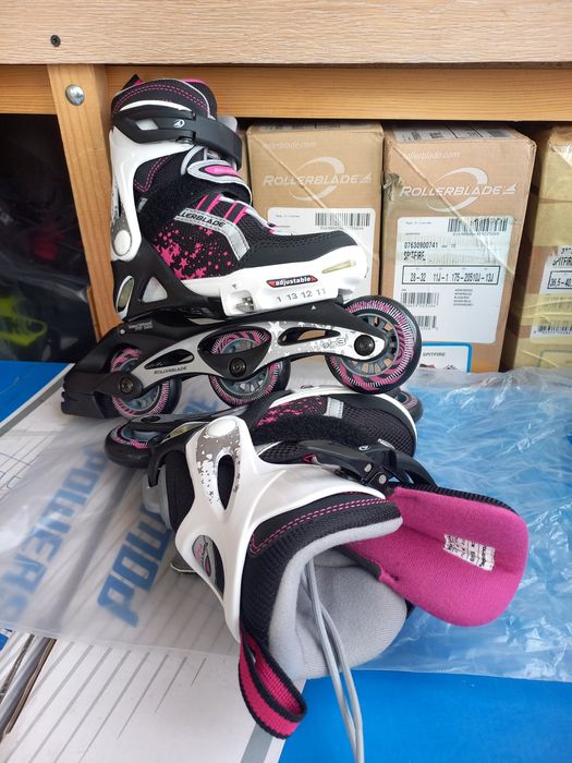 Rollerblade різні розміри та кольори ролики