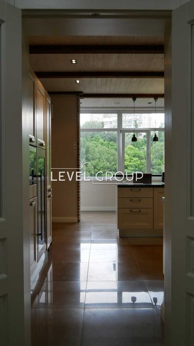 ЖК Пори року (Времена года) 3-к з якісним ремонтом