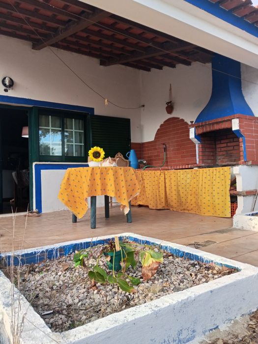 Moradia T2 com possibilidade de +t1