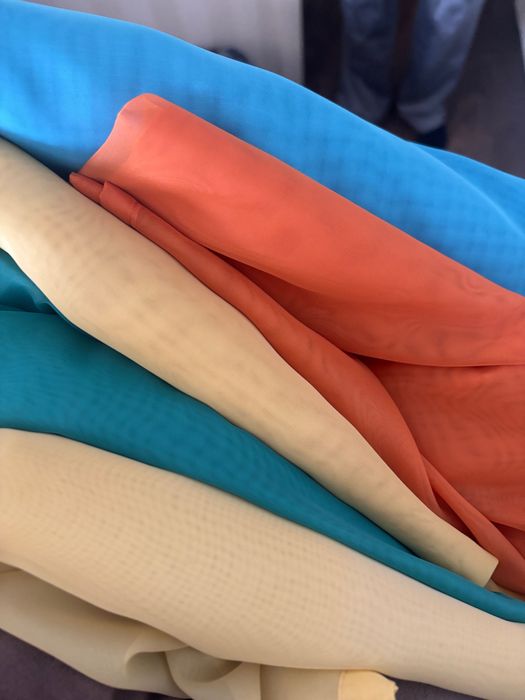 Продам тюлі з дитячої 5 кольорів по 2на 3.20