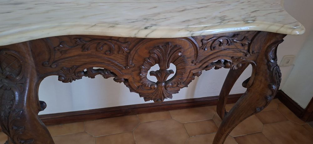 Consola entrada em bom estado
