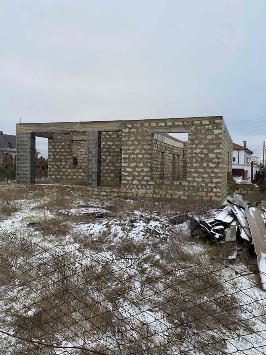 Продаю коробку будинку