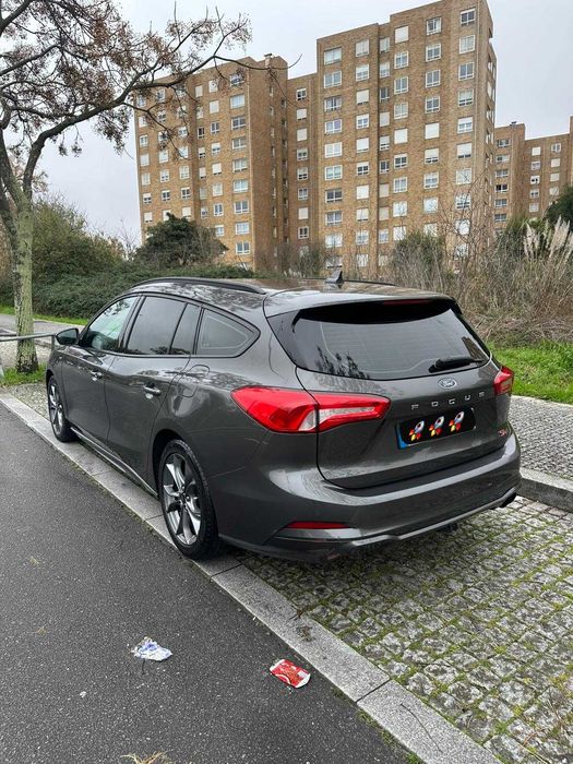Ford Focus St Line 1.5 Gasóleo