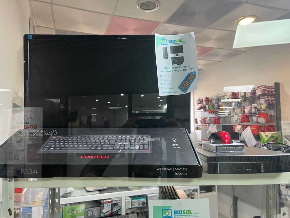 Mini torre Dell + monitor