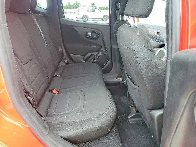 Кросовер Jeep Renegade Latitude