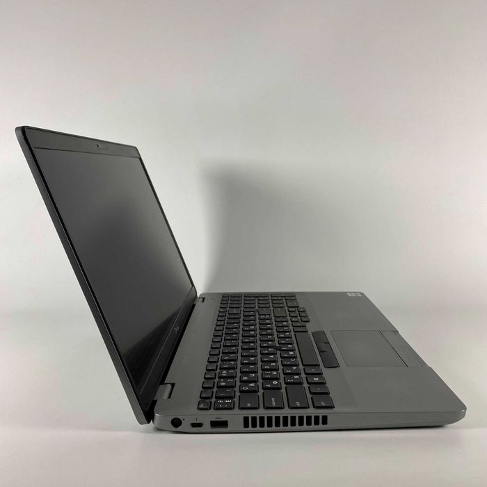Ноутбук Dell Latitude 5511 i5-10400H/16 RAM/256 SSD/Nvidia MX250 2GB