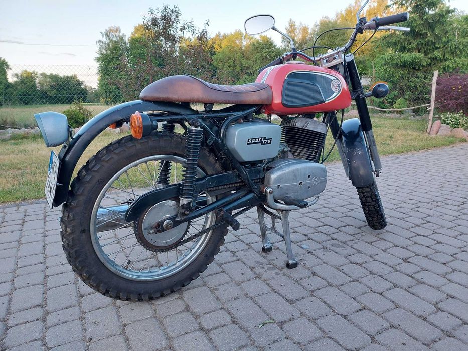 Motocykl CŻ 175 Sport