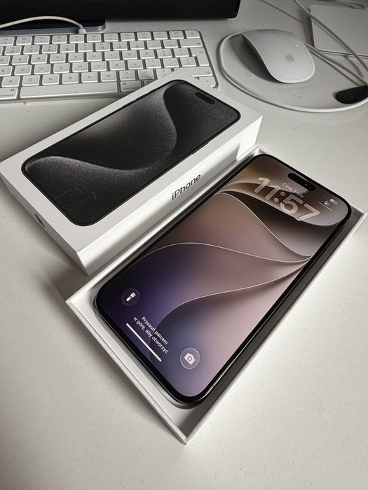 Bateria 95% iPhone 15 Pro Max 1TB Titanium Black Idealny