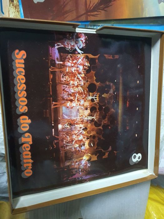 Os Maiores Sucessos da Música Portuguesa" em bom estado