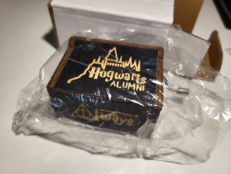 Pozytywka Harry Potter music box szkatułka hp hogwarts gryffindor Lusówko • OLX.pl