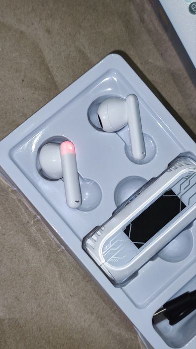 Навушники беспроводні білі type-C наушники белые