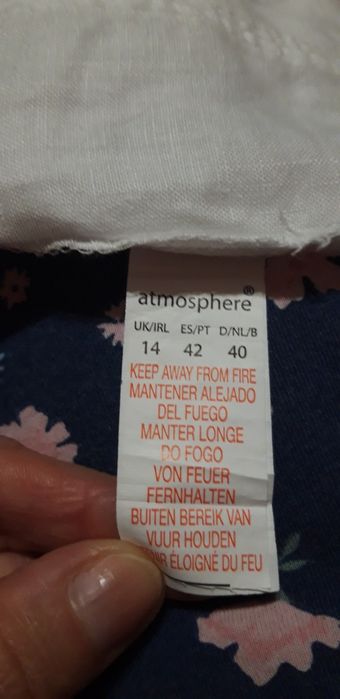 Продам белые брюки Primark лен