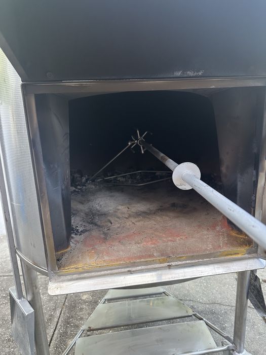 Forno redondo em aço inoxidável