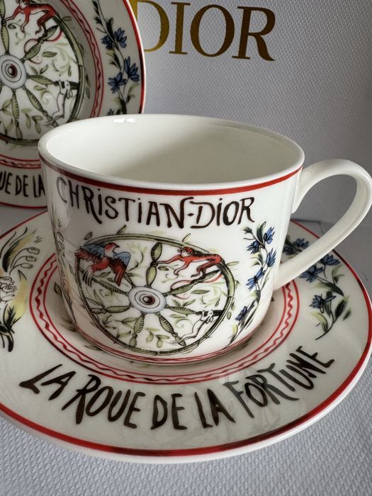 Zestaw filiżanek Christian  Dior z kolekcji Tarot La Roue de la Fortune