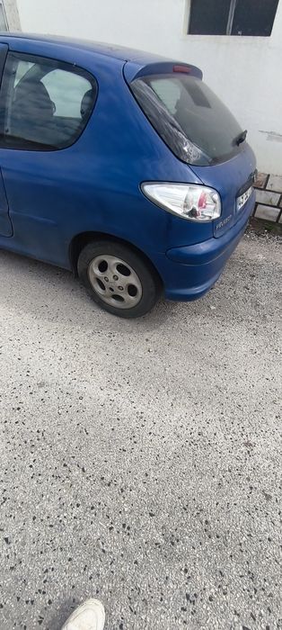 Peugeot  206   a gasolina para despachar barato