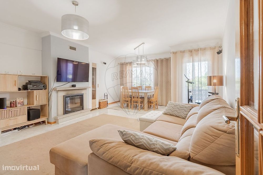 Apartamento T2 para venda — Pedroso E Seixezelo, Porto