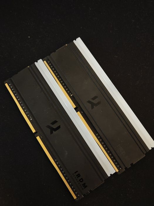 GOODRAM IRDM RGB 2x8GB DDR4 3600MHz 18cl