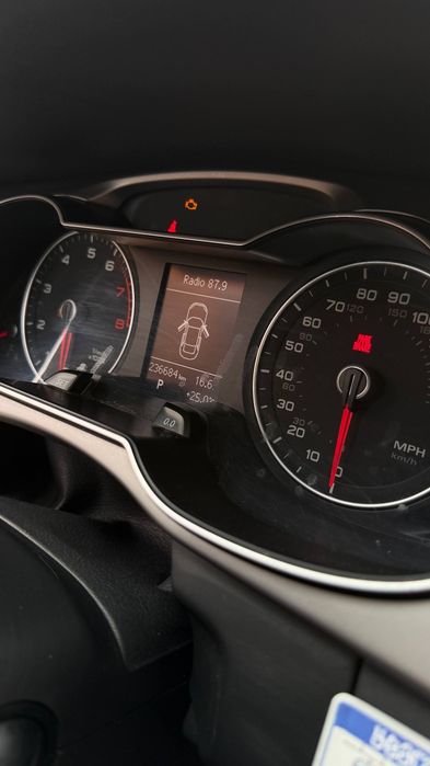 Audi A4 2013 VIN WAUBFAFL7DN043089 фото оголошення 3 з 6