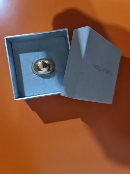 Anel dourado  aço
