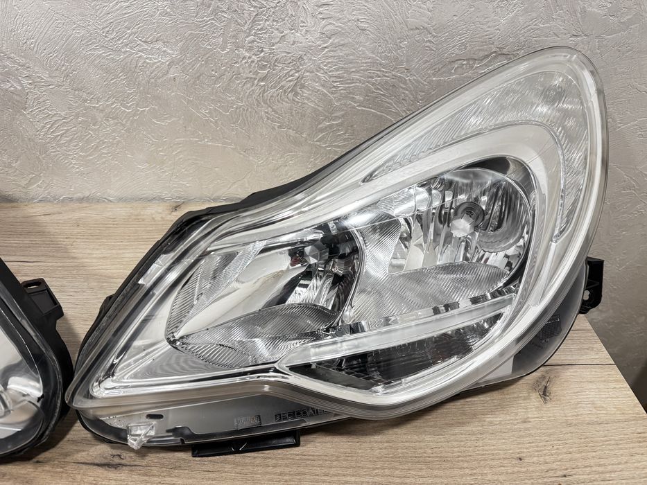 Фари Opel Corsa D/2010-2014/Опель Корса Д (Рестайлінг)