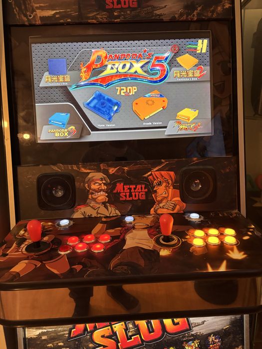 Arcade Machine454885642789857280