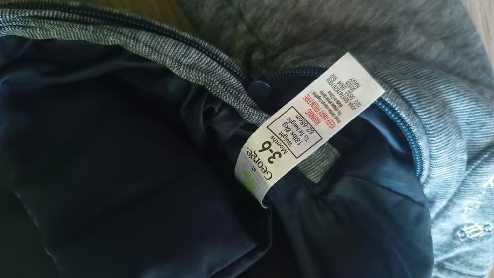 Kombinezon zimowy George od 3 do 6 miesięcy