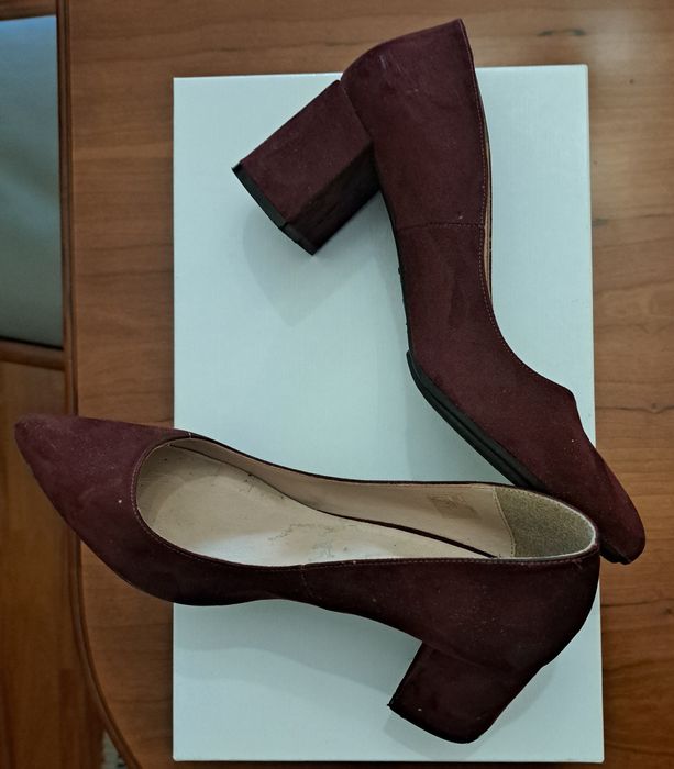 Sapatos T.37- Seaside Veludo Bordô - tacão  6cm quadrados