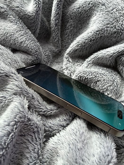 iPhone 15 PRO 256 GB