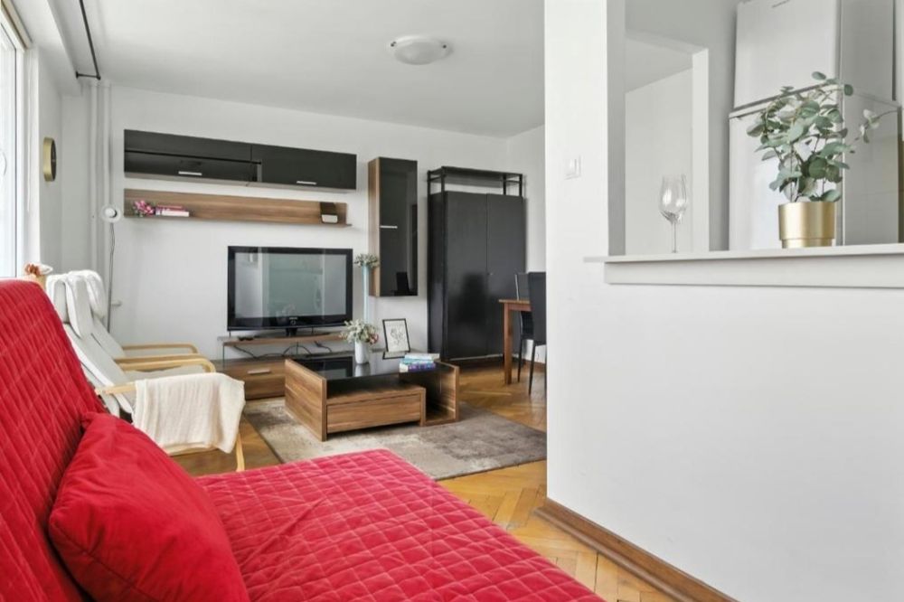 Mieszkanie, kawalerka, Mokotów  przy metrze