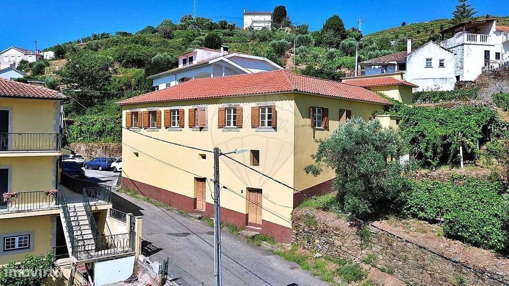 T3 Country House for Sale