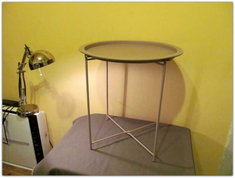 Stolik okrągły tacka Ikea RANDERUP składany turystyczny jako pomocnik