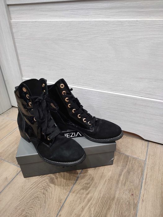 Buty damskie skórzane czarne botki kozaki 39 Kazar 25,5 jak nowe