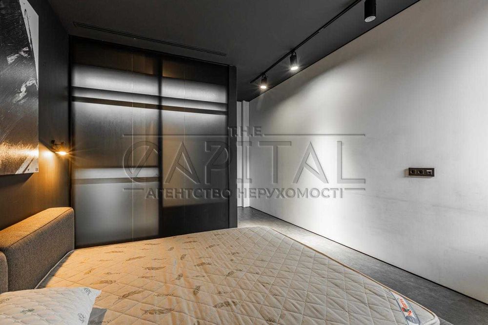 АВТОНОМНИЙ ПОВНІСТЮ клубний будинок преміум-класу 3 кімнати Печерськ