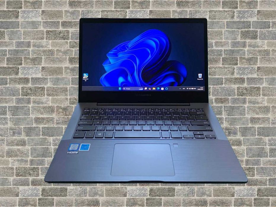 14" ASUS ExpertBook P5440FA Intel i7-8565U / 8Gb DDR4 / 128Gb SSD