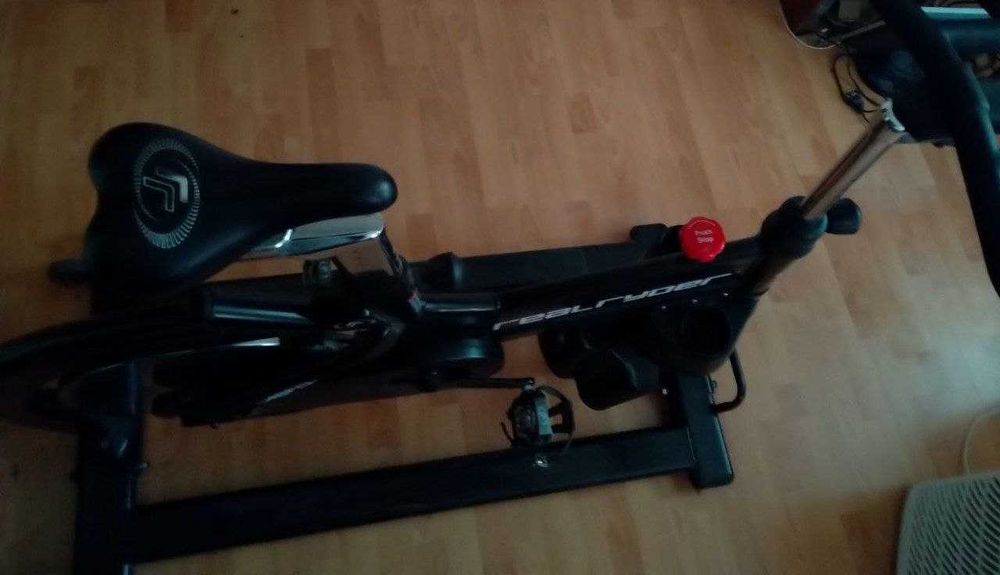 Велотренажер Спинбайк RealRyder ABF8