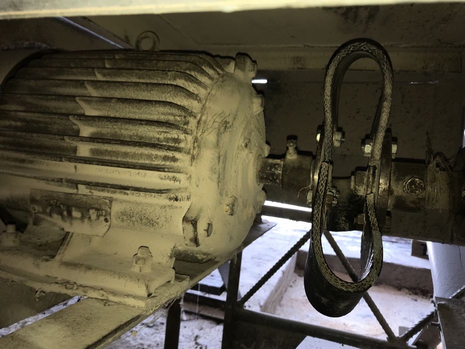 ДКУ, Зернодробилка