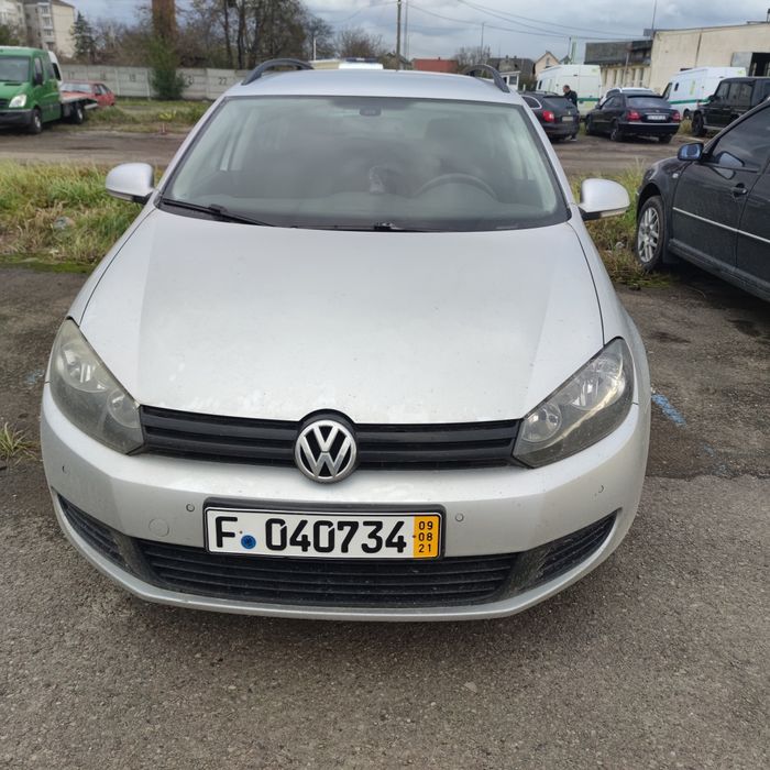 Автомобіль Volkswagen golf 6 Variant 1,6 TDI 2011