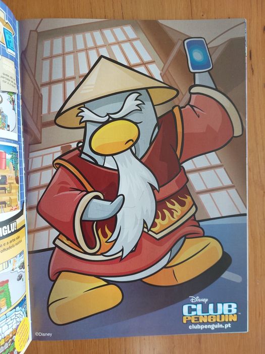 Revista Oficial Club Penguin