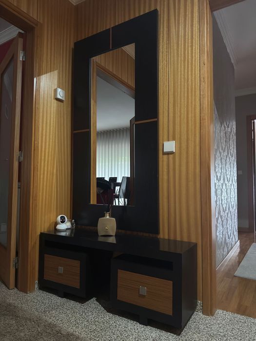 Móvel cerejeira com espelho