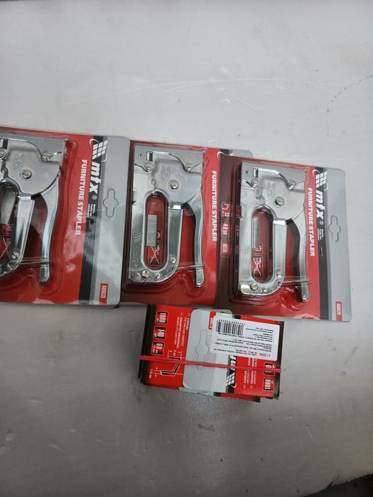 Степлер меблевій